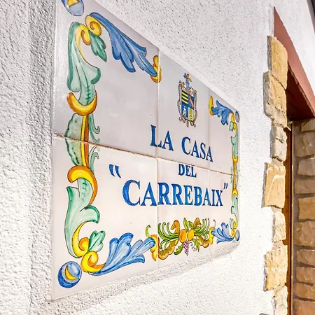 Carrebaix Loft شقة